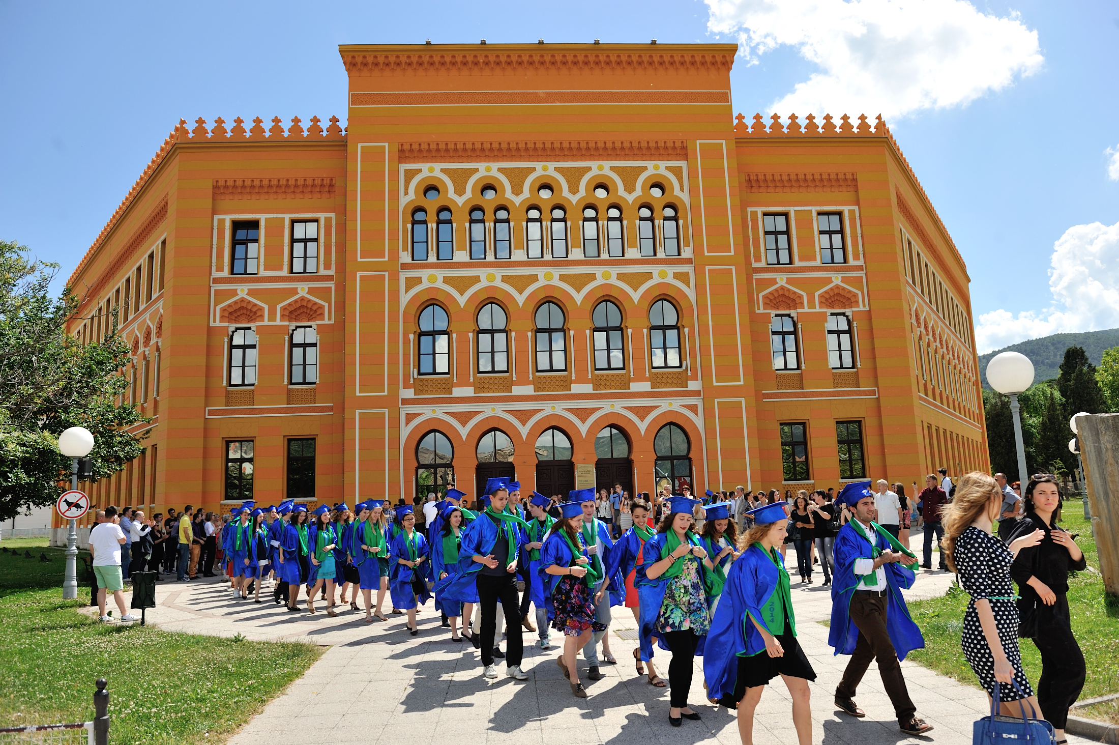 Sådan ansøger du